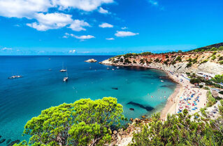 Cala d Hort beach