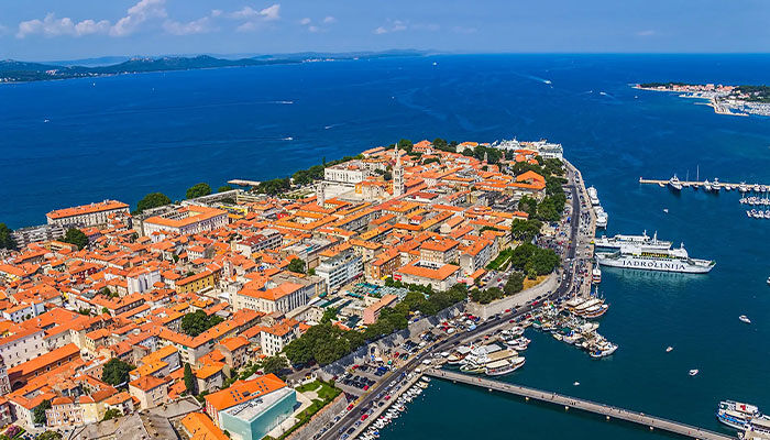 Luftaufnahme der Stadt Zadar